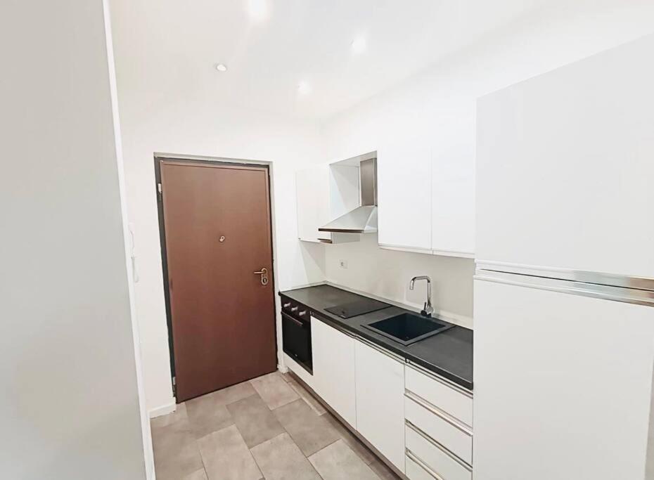 Filzi Appartamento Centrale Milano Exteriör bild